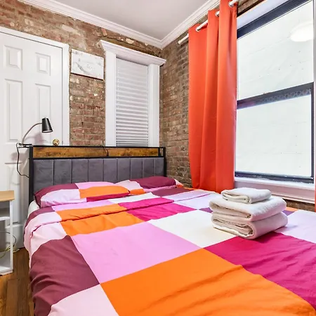 2 Bedroom Home Unit In Lower Manhattan